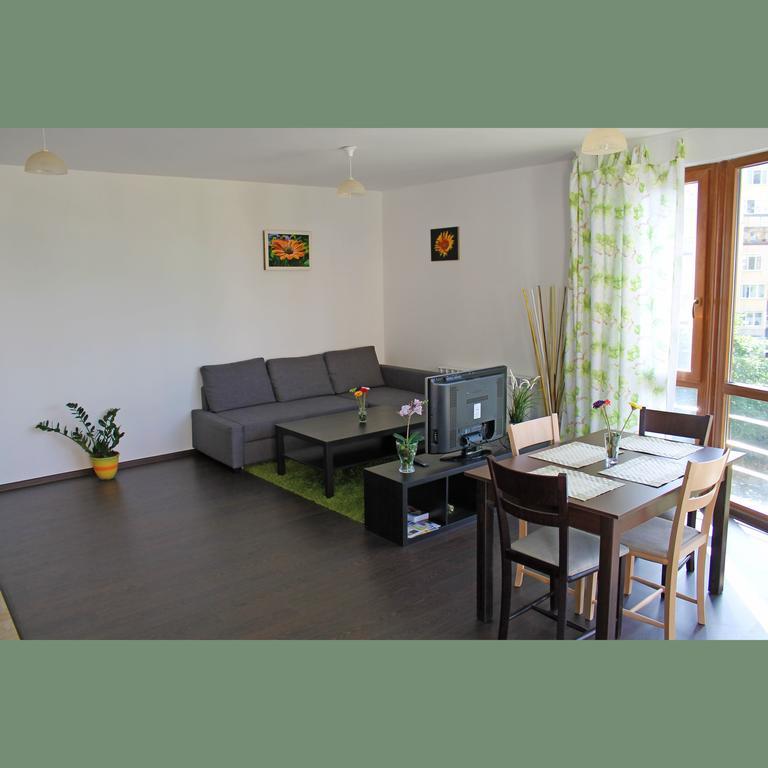 Flora Apartment Centrum Sofia Bilik gambar